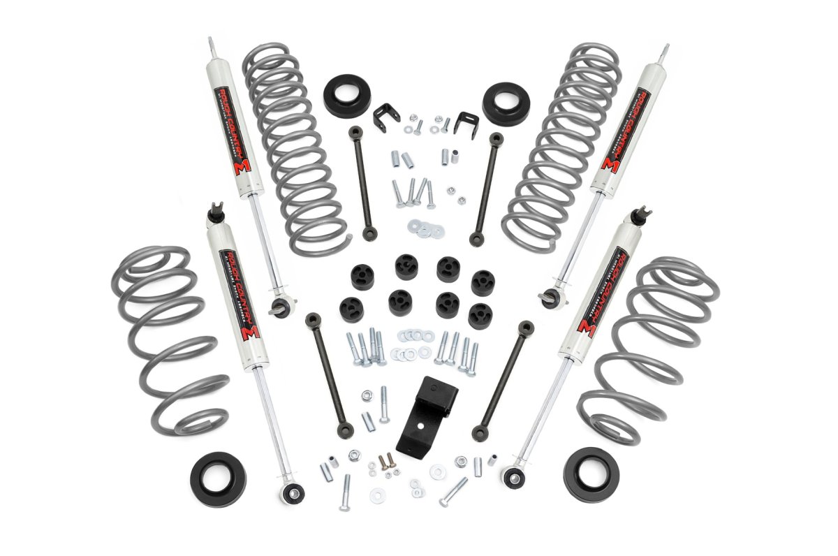 Jeep Wrangler Unlimited Suspension Lift Kit - Rough Country - 3.25-inch Lift Kit - '04-'06